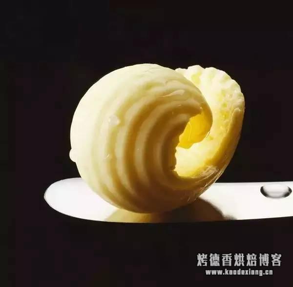 烘焙技巧丨黄油如何打发