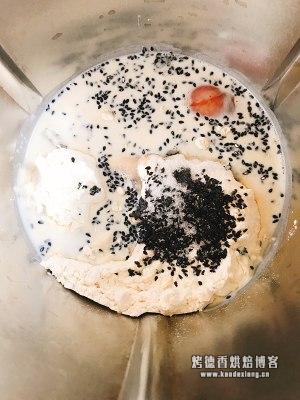 软到不知所措的芝麻包 制作方法