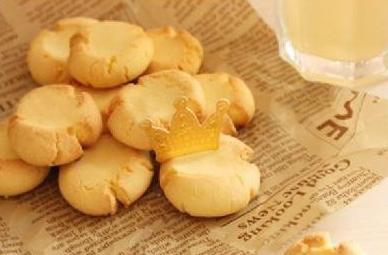 九种超好吃的小蛋糕的做法，自己在家就可以做烘焙！