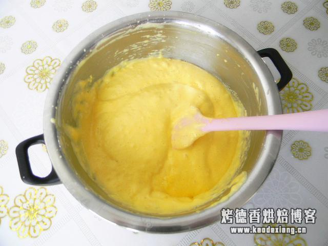 无油又无水,细腻又好吃的蒸蛋糕,一个蒸锅就搞定 最简单的蒸蛋糕的做法