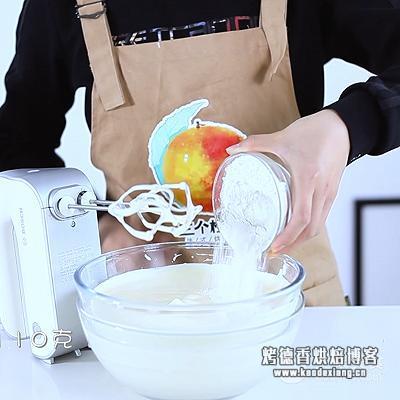 让你不在“气疯”的戚风海绵蛋糕