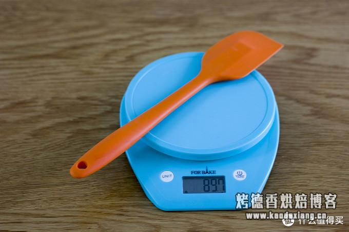 烘焙大讲堂 篇三：烘焙界“刀”之争，如何选择一把贴心如意的刮刀？