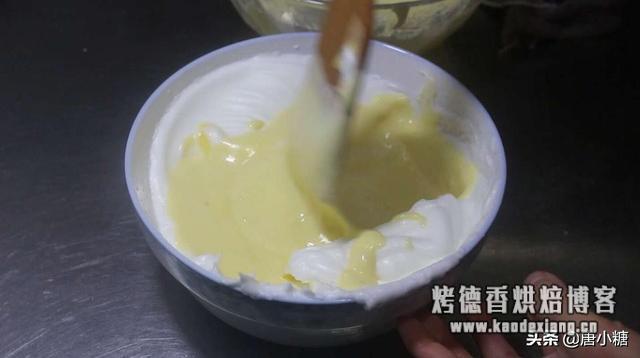 好吃不上火的蒸蛋糕,配方和做法都告诉你,学会在家做给孩子吃 电饭煲蛋糕的做法
