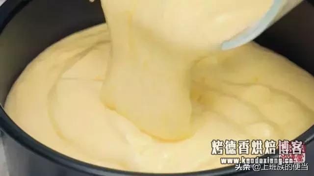 在锅里蒸蛋糕多长时间 蛋糕这样做太香了,不用烤箱就用鸡蛋和面粉,用锅蒸一下就做好了