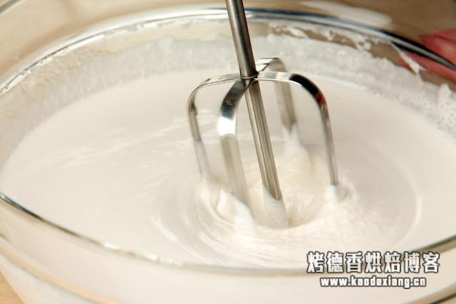 海绵蛋糕总失败?来看看这篇文章,看完保证不塌陷,蛋糕蓬松香软