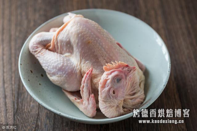 家用微波炉烤鸡的做法窍门,用微波炉做出超简单烤鸡,新手都学得会!