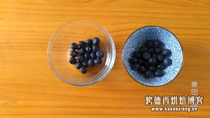 这款爆浆蓝莓玛芬蛋糕,烘焙新手也能玩转,出炉就吃了3个