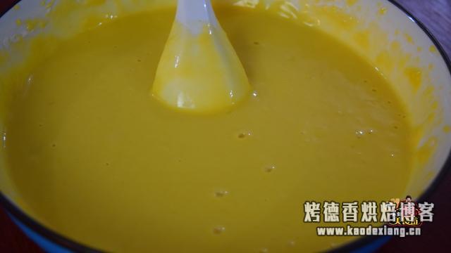 蛋糕最近火了,教你在家做蒸蛋糕,蓬松暄软不塌陷不开裂,零失败
