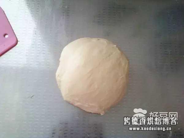 不用面包机如何揉面团能揉出手套膜?