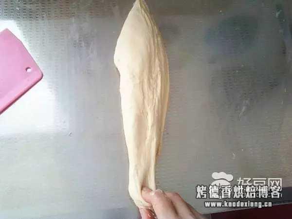 不用面包机如何揉面团能揉出手套膜?