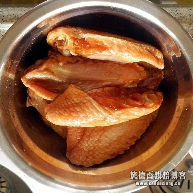 普通微波炉能烤鸡翅吗？微波炉版炸鸡翅，无油也能酥脆