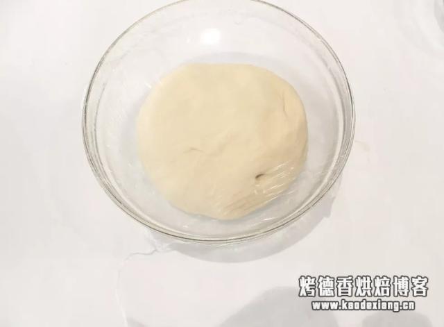 面包发酵的讲究:直接法与中种法的大差别