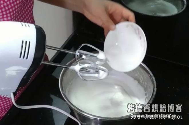【蛋糕教程】教你戚风蛋糕零失败做法,蓬松柔软不塌陷,一次成功