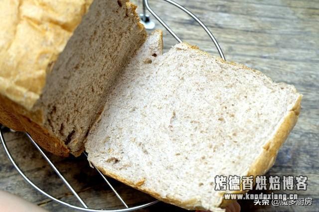 面包机别闲置,一键做出无油低糖健康大面包,坐享其成还被全家夸