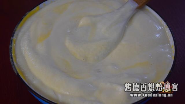 蛋糕最近火了,教你在家做蒸蛋糕,蓬松暄软不塌陷不开裂,零失败