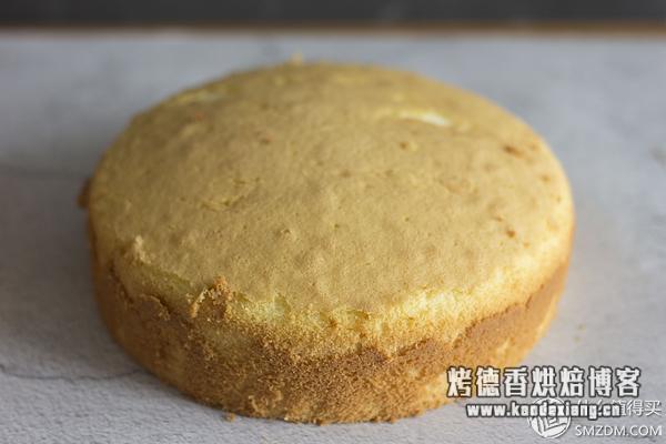 三大基础蛋糕胚:天使、戚风、海绵蛋糕的区别和100%成功做法!