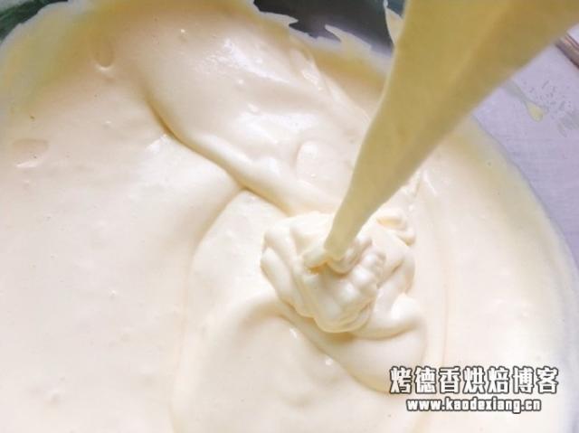 超详细的戚风蛋糕教程,自从用了这个配方,还没有做失败过