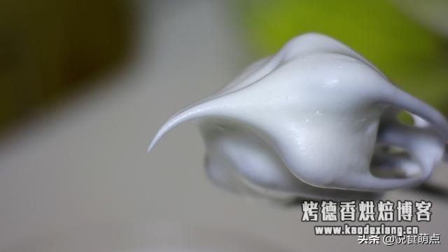 烘焙新手做蛋糕的首选,成功率极高、做法简单的戚风蛋糕配方