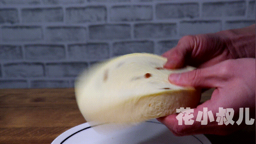 蒸蛋糕回缩的原因 蒸蛋糕不塌陷,不回缩的方法,尝试5种蒸蛋糕做法,找到原因了