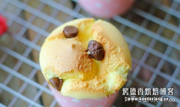 【蛋糕教程】教你用3个鸡蛋做12个杯子蛋糕,无添加