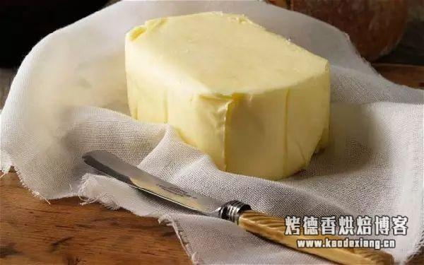 黄油有什么作用  动物黄油VS植物黄油，谁更健康？
