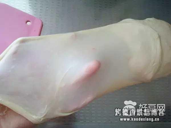 不用面包机如何揉面团能揉出手套膜?