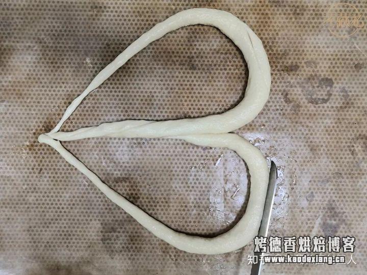 运动步数不超100,吃了也能消除腹胀的健康面包?