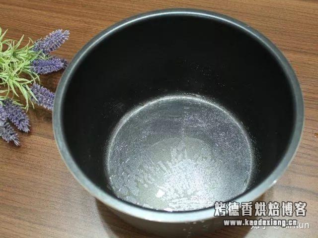 烘焙DIY---挑战0失败率的电压力锅海绵蛋糕