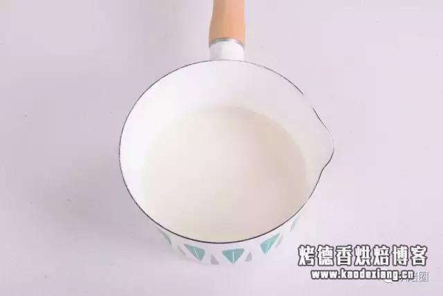 淡奶油制作方法  用牛奶自制省钱低脂淡奶油 结果令人大跌眼镜！