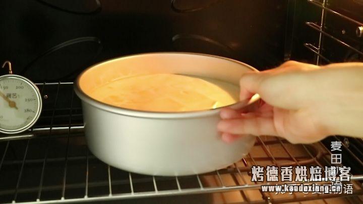 为了做好这个戚风蛋糕,我用了一整箱鸡蛋,从此告别凹底和塌陷