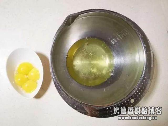 史上最全!100分戚风技巧合集+0失败巧克力蛋糕食谱!