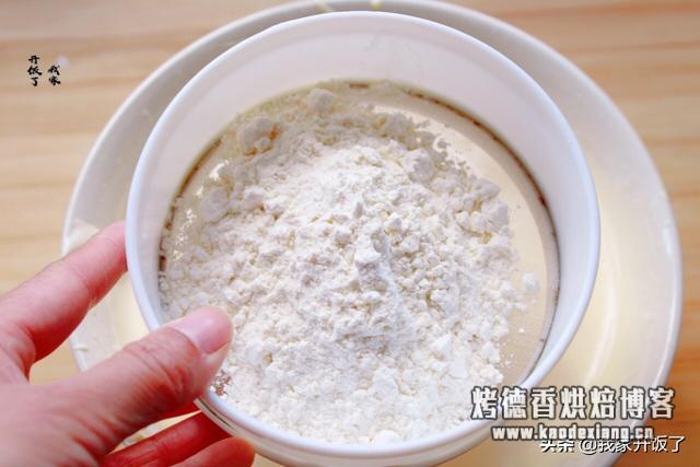 老式蜂蜜蛋糕,全蛋打发100%成功,口感细腻又绵软,放3天也不硬
