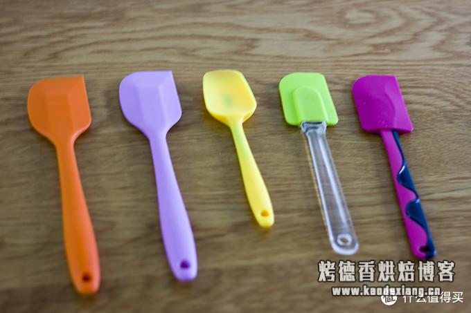 烘焙大讲堂 篇三：烘焙界“刀”之争，如何选择一把贴心如意的刮刀？