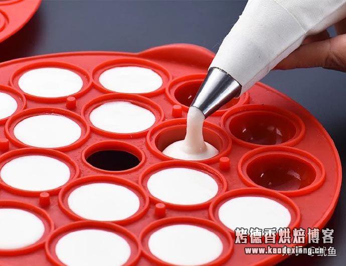 烘焙蛋糕模具什么材质的好?7种常见不同材质模具之间的不同之处/烘焙入门必备八样