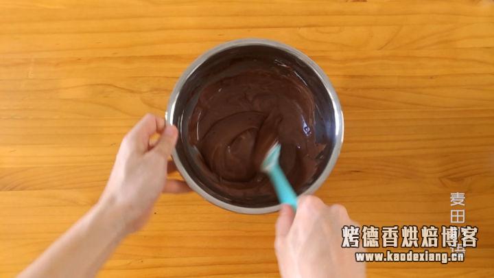 浓郁香滑的可可戚风蛋糕,难以抵抗的巧克力诱惑