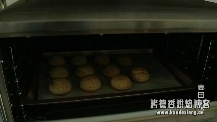 一口下去就爆浆的卡士达酥皮泡芙,大气孔不塌陷的秘密都在这