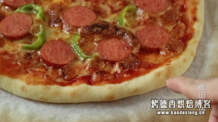 教你做正宗的意式披萨,饼底酥脆内馅软嫩,比外面好吃太多了