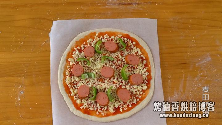 教你做正宗的意式披萨,饼底酥脆内馅软嫩,比外面好吃太多了