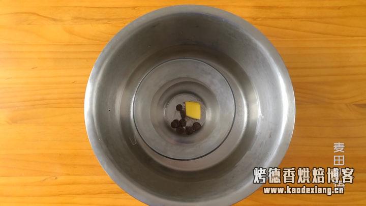 超火爆的坚果巧克力脆片,几分钟就能学会,咬一口咯嘣脆