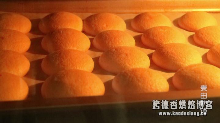 老师傅教你做网红肉松小贝,咸香松软回味无穷