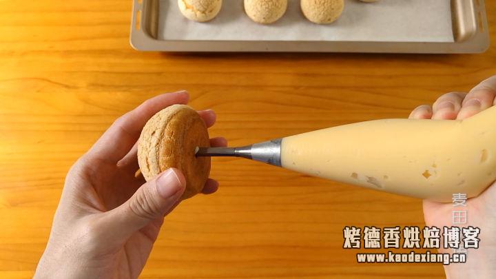 一口下去就爆浆的卡士达酥皮泡芙,大气孔不塌陷的秘密都在这