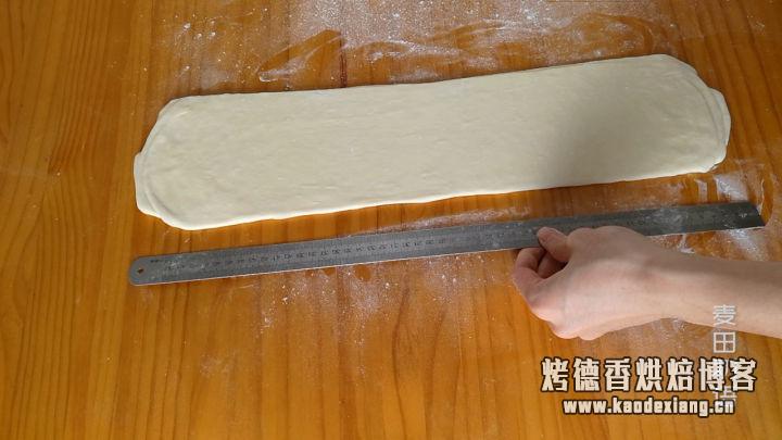 教你做层层酥脆的可颂牛角包,原来手工开酥也没那么难