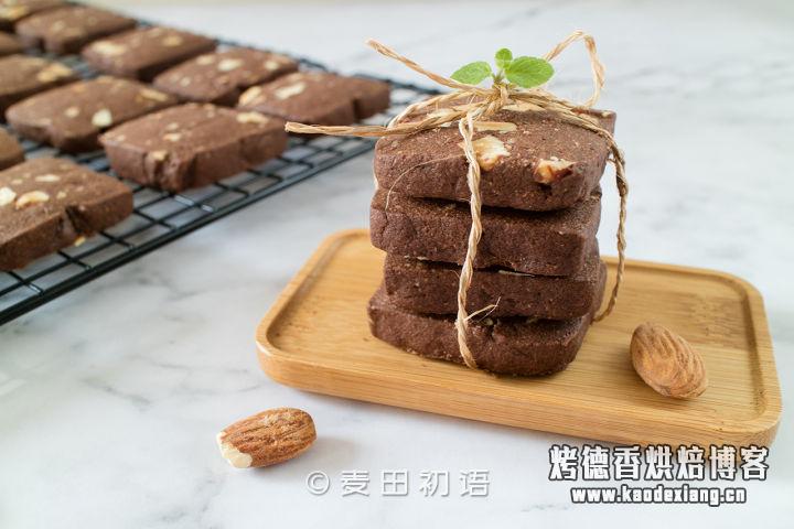 大颗粒的快感!这块可可杏仁曲奇太好吃了