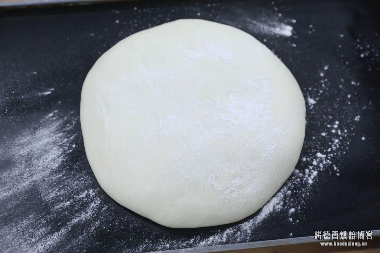 /面包制作流程/详解面包制作的几大流程，让你能真正的了解如何开始制作面包/