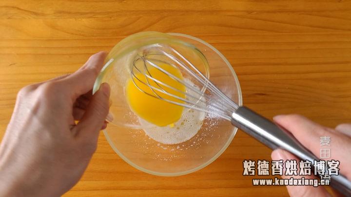 超火爆的坚果巧克力脆片,几分钟就能学会,咬一口咯嘣脆