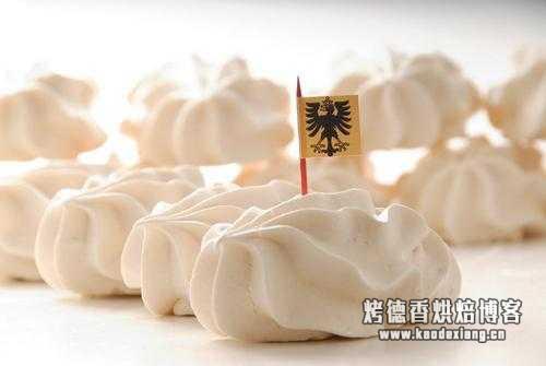 谁第一个发现蛋清能够被打发成泡沫状?