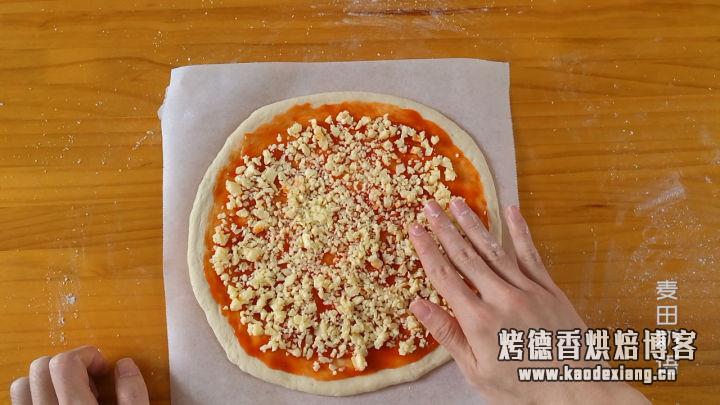 教你做正宗的意式披萨,饼底酥脆内馅软嫩,比外面好吃太多了