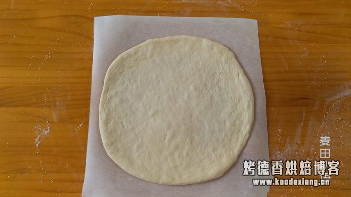 教你做正宗的意式披萨,饼底酥脆内馅软嫩,比外面好吃太多了