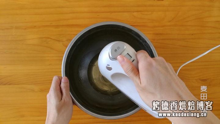 浓郁香滑的可可戚风蛋糕,难以抵抗的巧克力诱惑