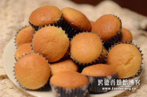 全蛋蛋糕的配方比例。